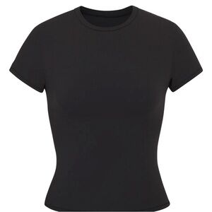 Skims Fits Everybody T-Shirt